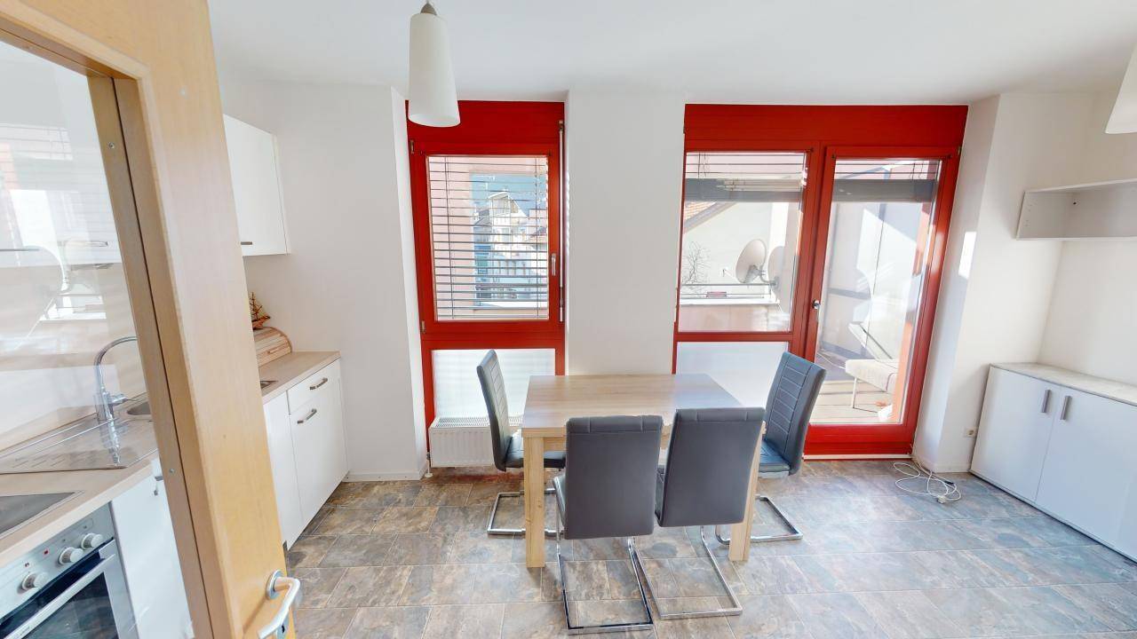 Latsch-Laces-Zweizimmerwohnung-bilocale-Terrasse-Keller-cantina-terrazza-zentral-Investitionsobjekt-investimento-bindungsfrei