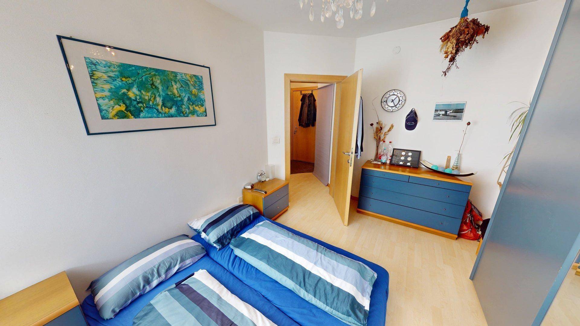 Meran-Merano-Wohnung-zu-verkaufen-vendesi-appartamento-kaufen-acquistare-Untermais-Maia-Bassa-Petrarca-Balkon-balcone-Stellplatz-posto-macchina-Seeber-Immobilien-nacktes-Eigentum-Investition-Geldanlage-nuda-proprietà-investimento-Wohnzimmer-angolo-cottura-soggiorno-Kochecke-Fenster-finestra-Bad-bagno-Schlafzimmer-camera-ripostiglio-Abstellkammer-Süd-West-sud-ovest-Kamin-Klima-aria-condizionata
