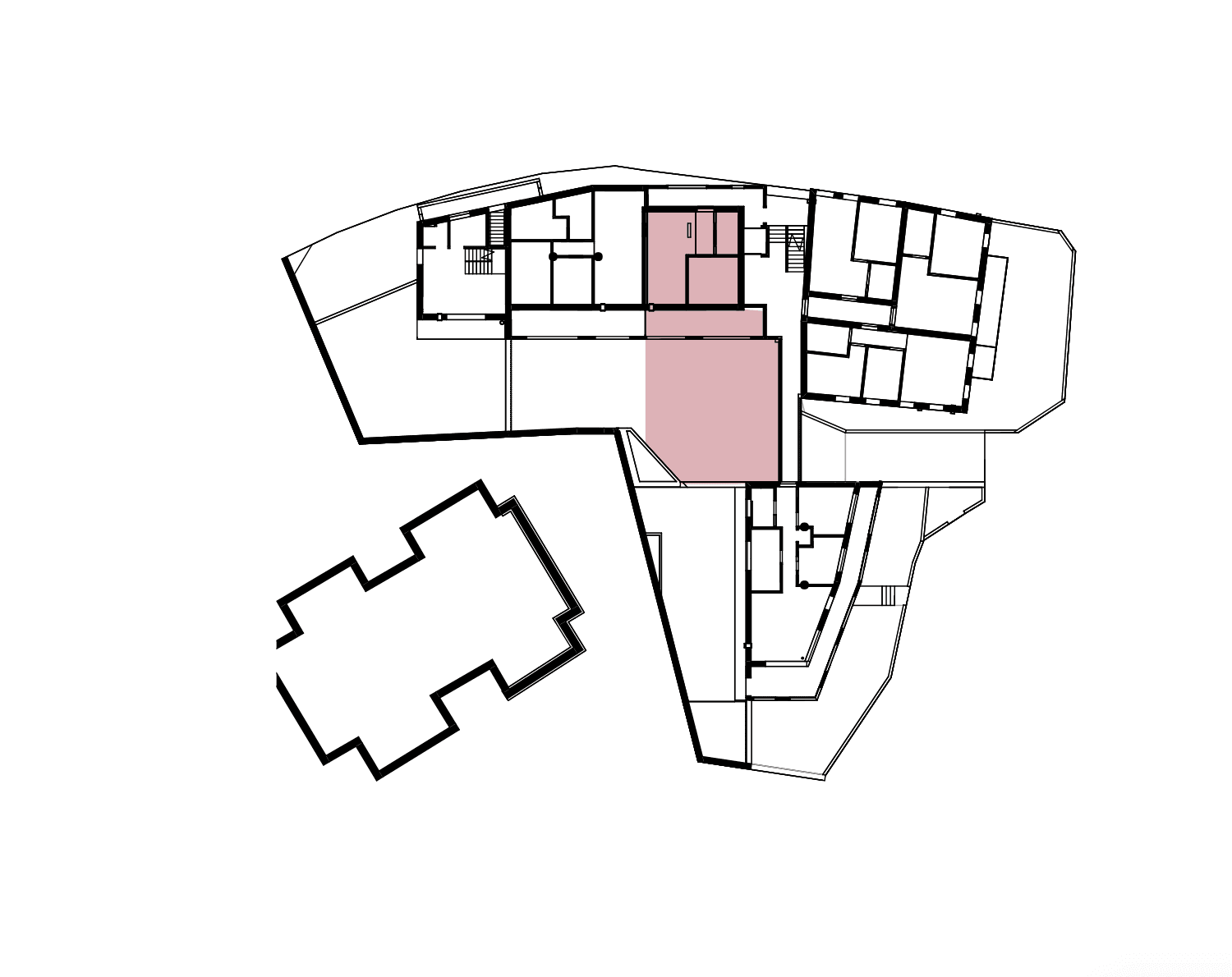 Übersichtsgrundriss des Gebäudekomplexes mit verschiedenen Wohneinheiten und gemeinschaftlichen Bereichen.