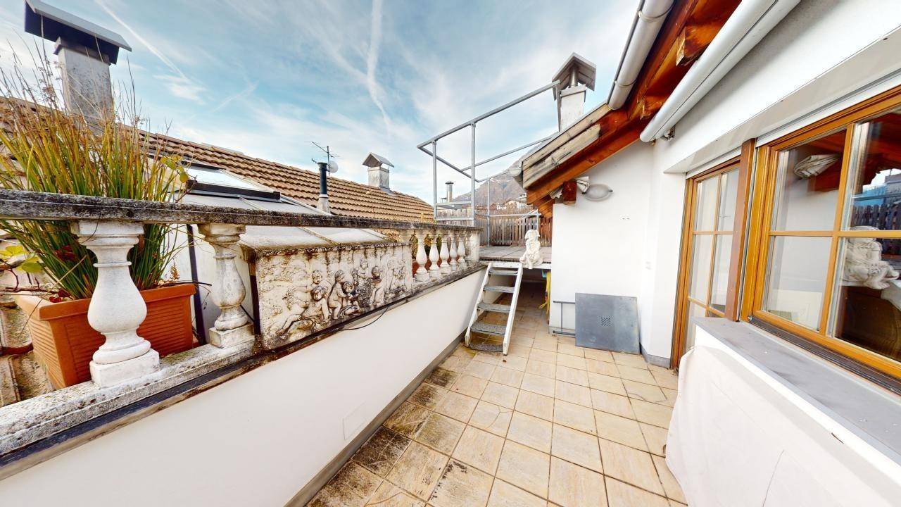Partschins-Parcines-Dreizimmerwohnung-trilocale-Terrasse-terrazza-Garage-Bergblick-montagne