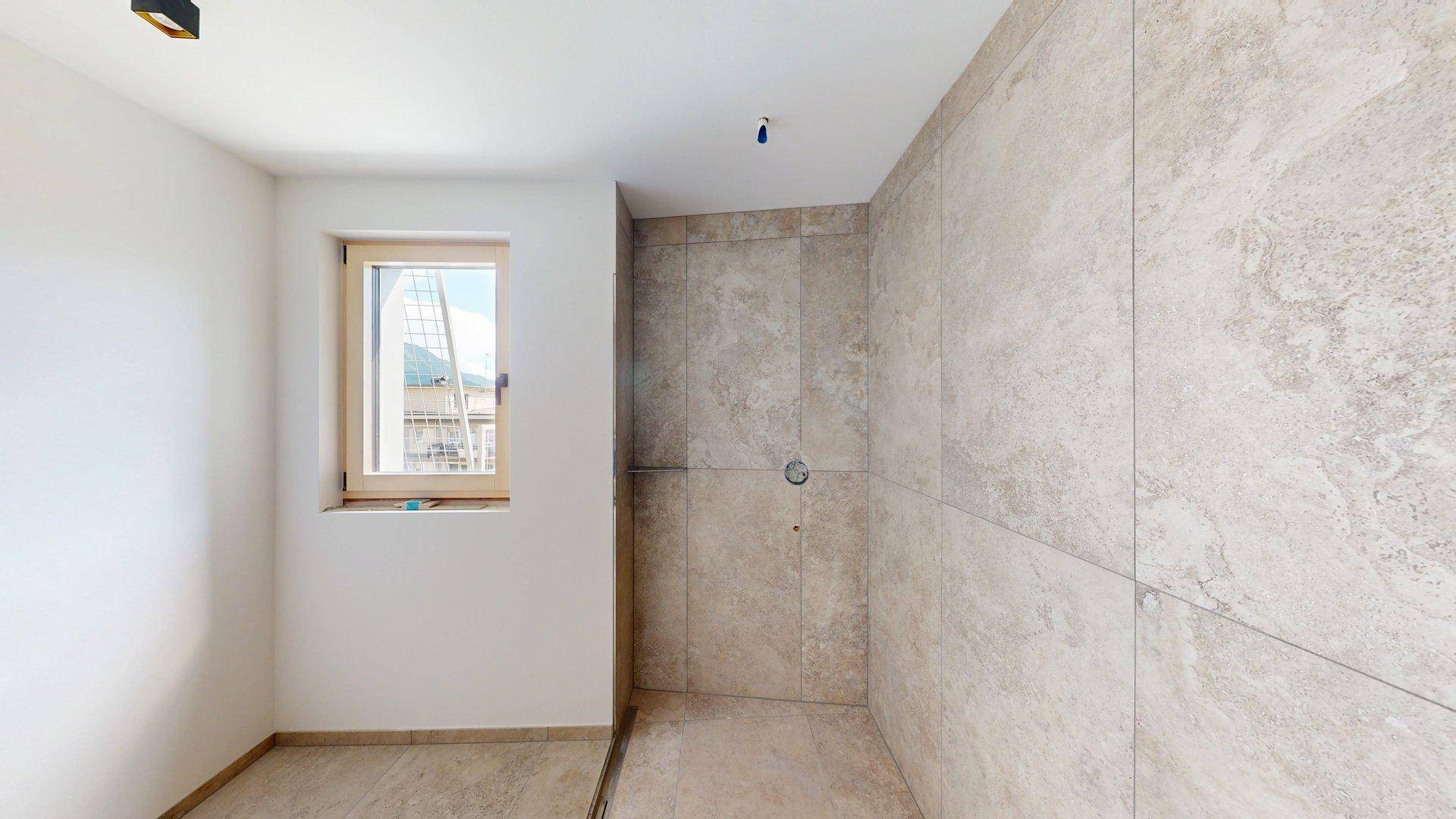 Meran-Merano-Penthouse-Trilocale-Dreizimmerwohnung-Dachterrasse-Terrazza
