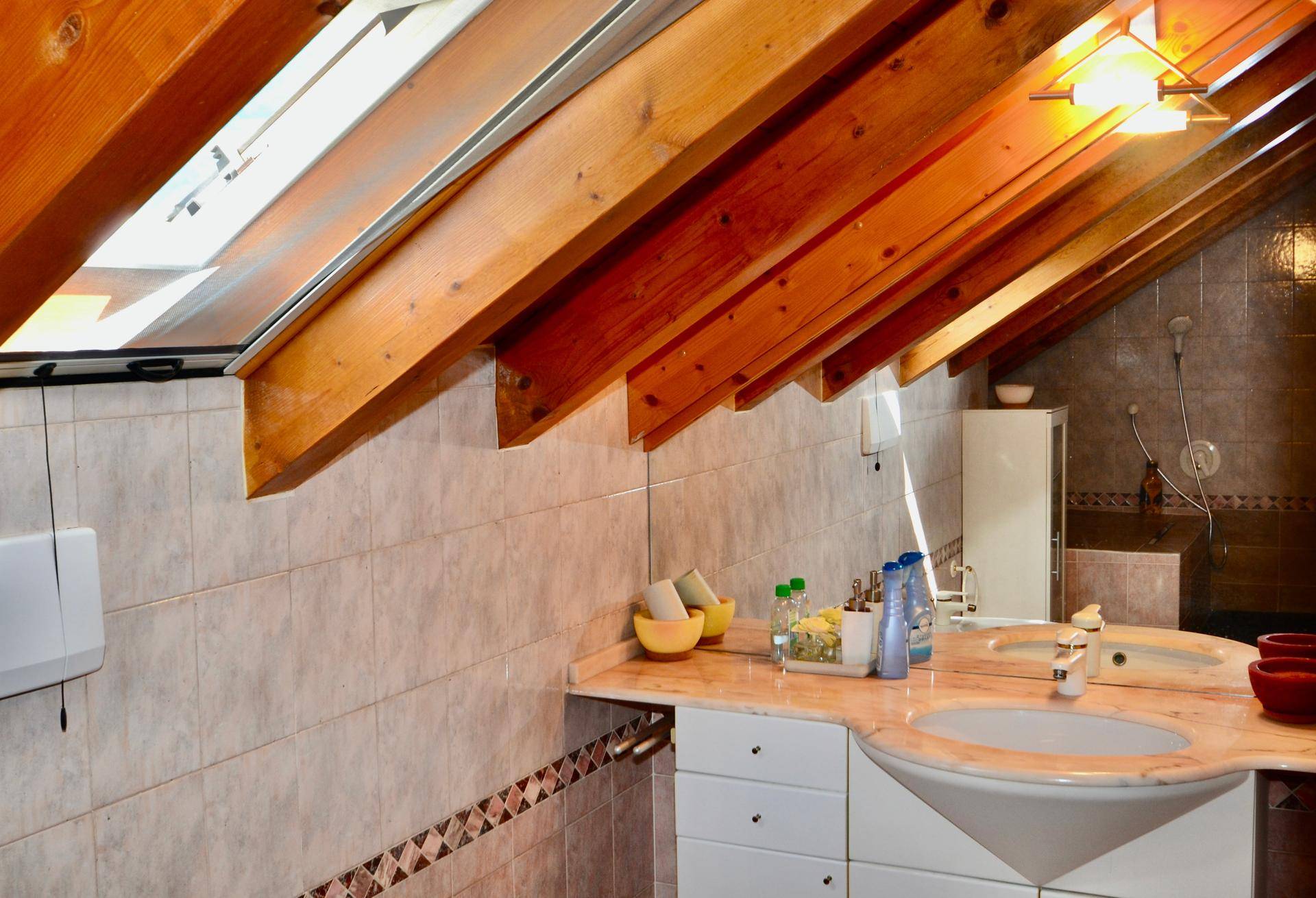 Meran-Merano-Untermais-Maia Bassa-Terrasse-terrazza-Garage-Duplexwohnung