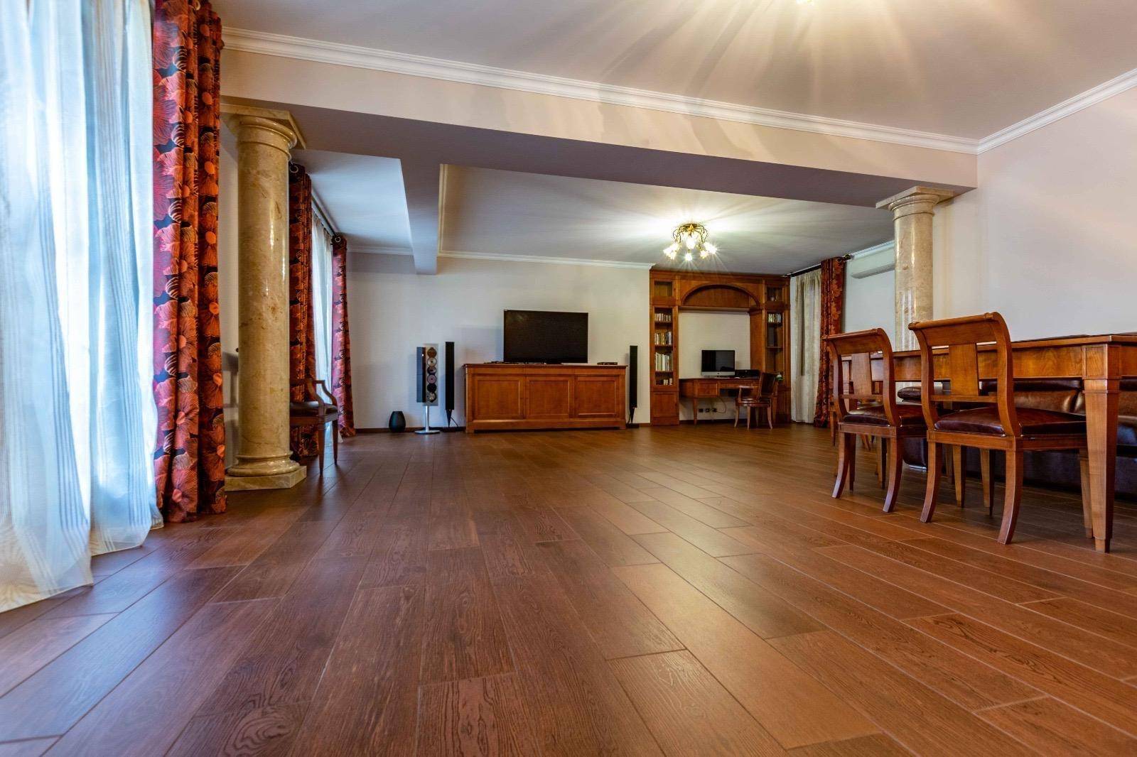 Luxusvilla-am-gardasee-kaufe_villa-am-gardasee-kaufen-haus-am-gardasee-kaufen_exklusive-Villa-am-gardasee_luxus-villa_luxusvilla-am-gardasee_villa-mit-panorama_villa-in-desenzano_comprare-villa-lago-di-garda_vendere-villa-lago-del-garda_Villa-di-lusso_Lago-di-Garda-Villa-esclusiva-con-piscina_Villa-con-vista-sul-lago-Immobile-di-lusso_Lago-di-Garda_Villa-panoramica_Proprietà-sul-Lago-di-Garda_Villa-Desenzano