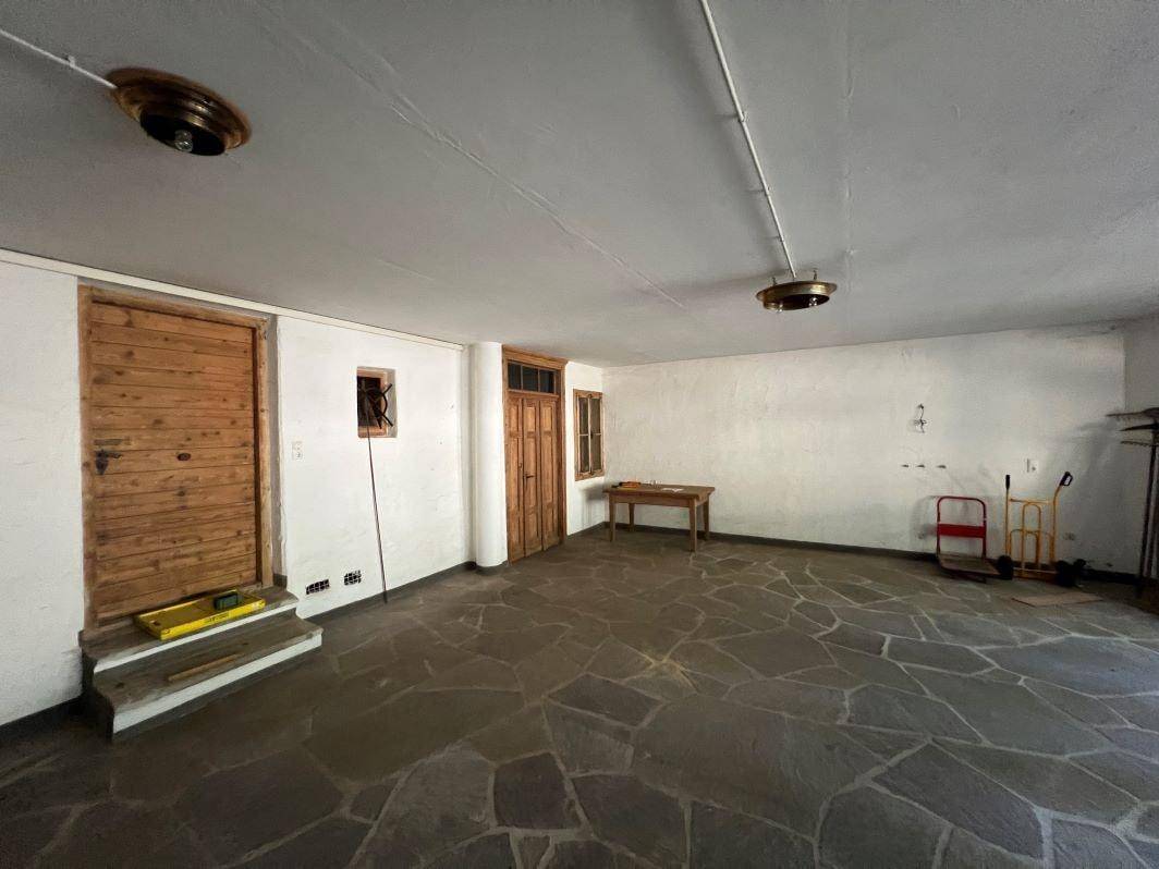 Brixen-Villa-Altbau-Stadtnah-Bressanone-Rienzdamm-Luxus-Mehrfamilienhaus-mehrere Wohnungen-appartamenti-Plose-Skiegebiet-sciiare-montagna-Berg-Luxus-Luxury