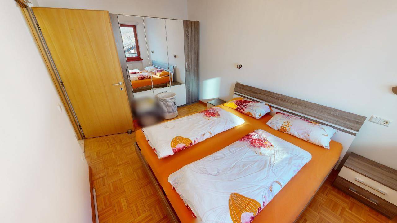 Latsch-Laces-Zweizimmerwohnung-bilocale-Terrasse-Keller-cantina-terrazza-zentral-Investitionsobjekt-investimento-bindungsfrei