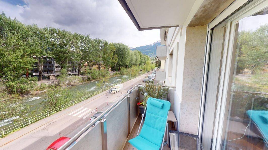 Meran-Merano-Passer-Passirio-Vierzimmerwohnung-quadrilocale-Balkon-balcone-Arbeitszimmer-ufficio-Büro-Schlafzimmer-soggiorno-cucina-cantina-Keller-garage-Garage-Aussicht-vista