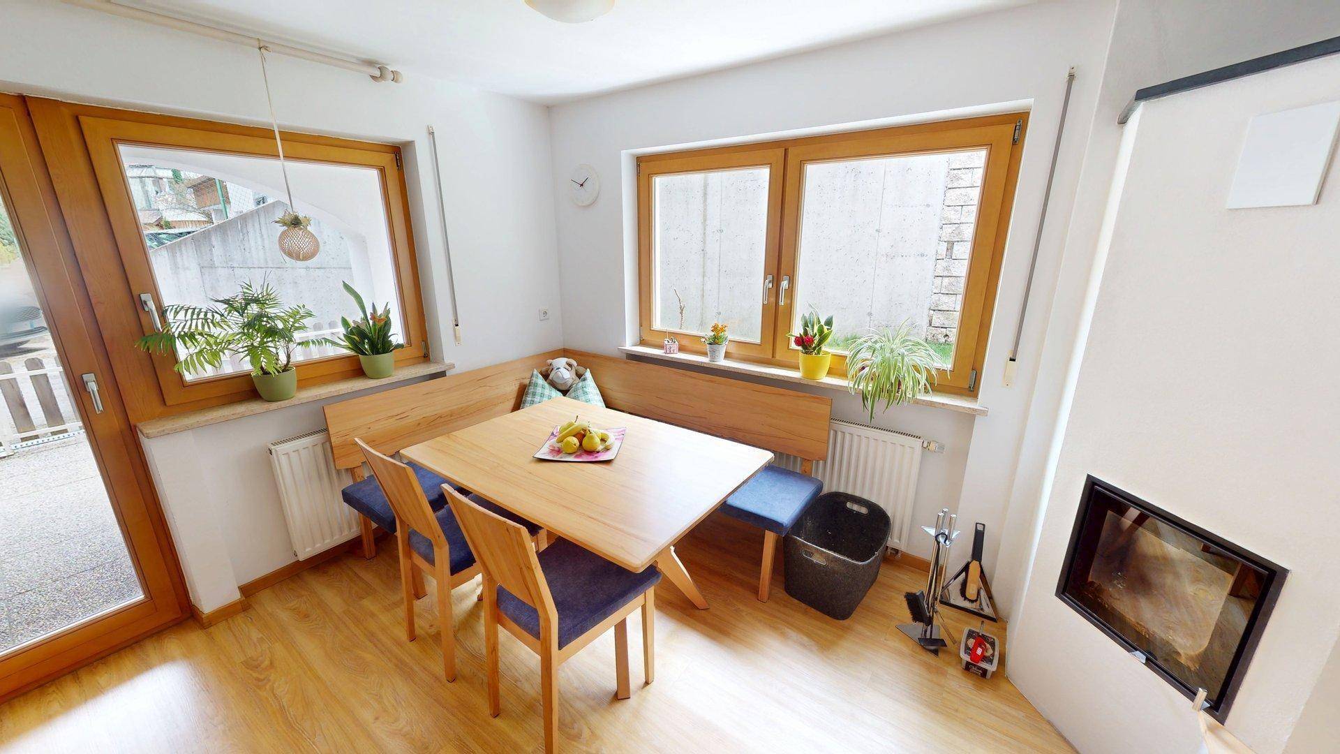 Karthaus-Certosa-Schnalstal-Val Senales-Dreizimmerwohnung-trilocale-giardino-Garten-Ferienwohnung-casa vacanze-Keller-cantina-Garage