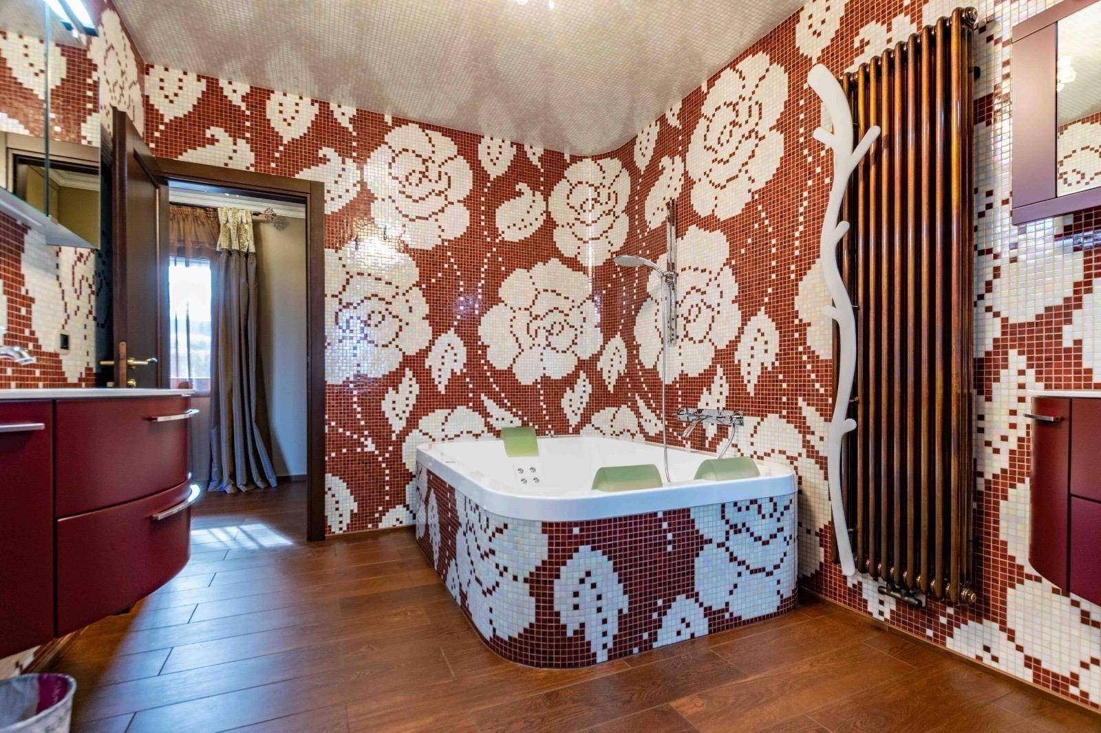 Luxusvilla-am-gardasee-kaufe_villa-am-gardasee-kaufen-haus-am-gardasee-kaufen_exklusive-Villa-am-gardasee_luxus-villa_luxusvilla-am-gardasee_villa-mit-panorama_villa-in-desenzano_comprare-villa-lago-di-garda_vendere-villa-lago-del-garda_Villa-di-lusso_Lago-di-Garda-Villa-esclusiva-con-piscina_Villa-con-vista-sul-lago-Immobile-di-lusso_Lago-di-Garda_Villa-panoramica_Proprietà-sul-Lago-di-Garda_Villa-Desenzano