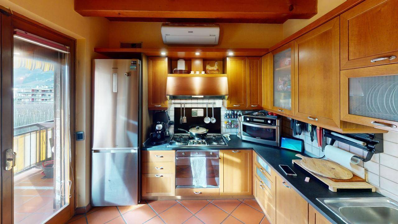 Meran-Merano-Untermais-Maia Bassa-Terrasse-terrazza-Garage-Duplexwohnung