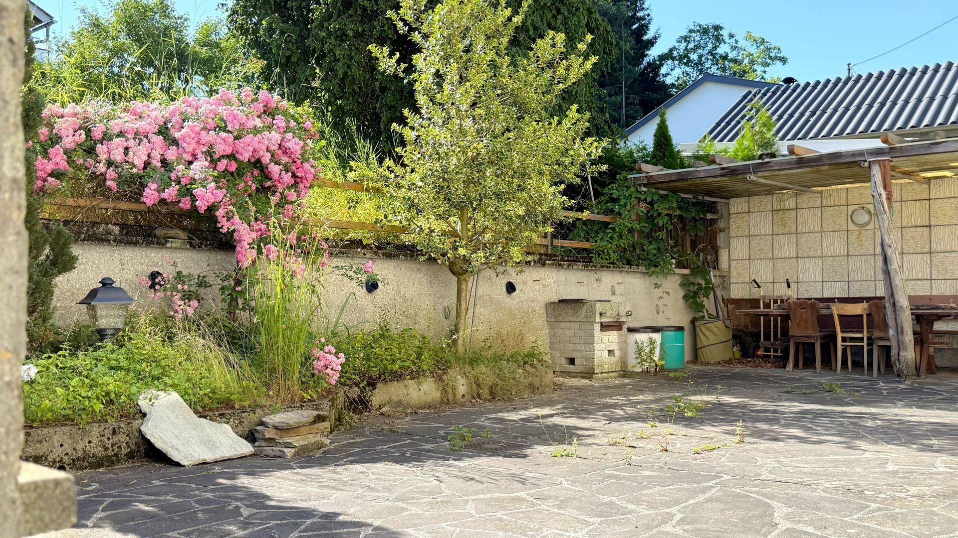 Sonnige Terrasse