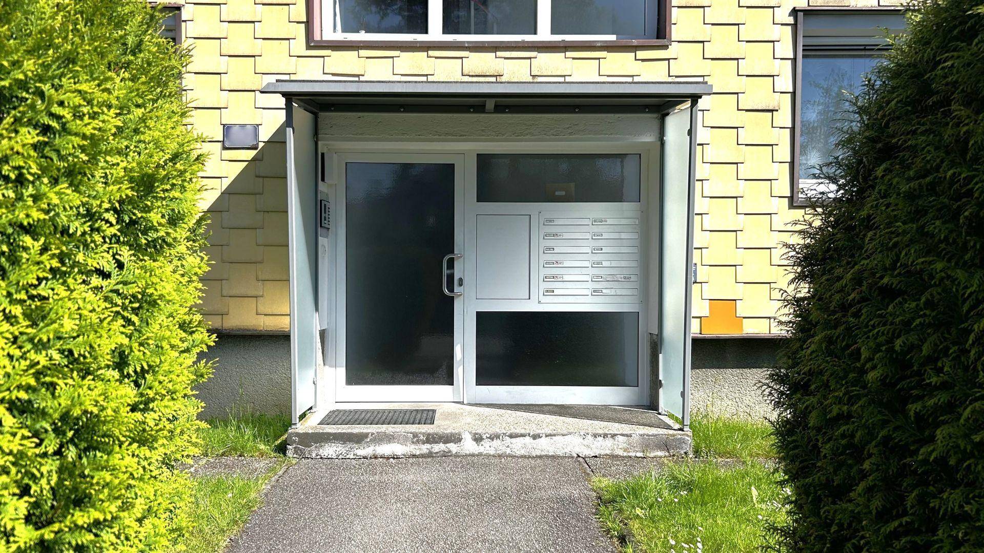 Eingang - Wohnhaus
