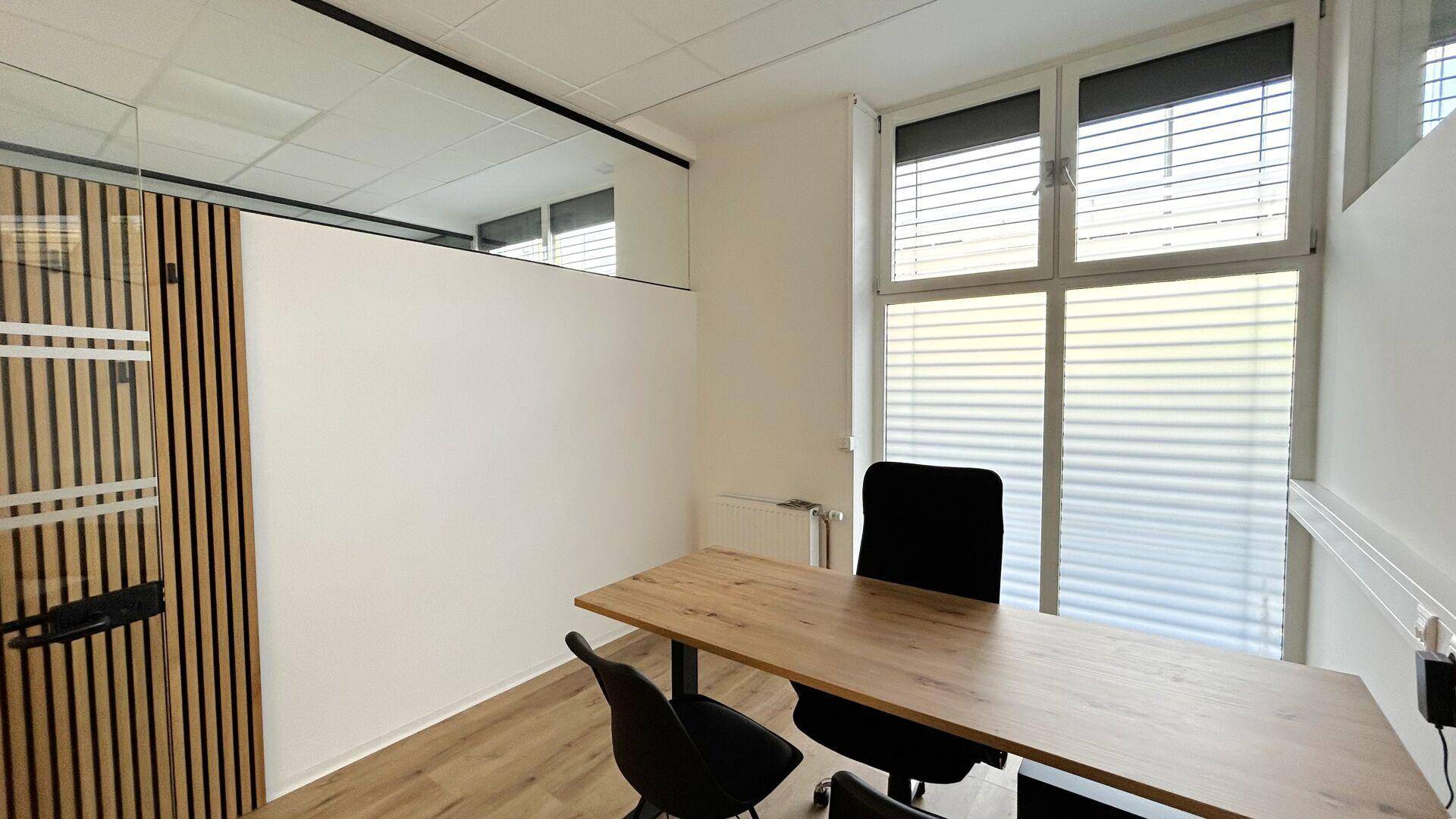 Büro (ca. 10,5 m²)