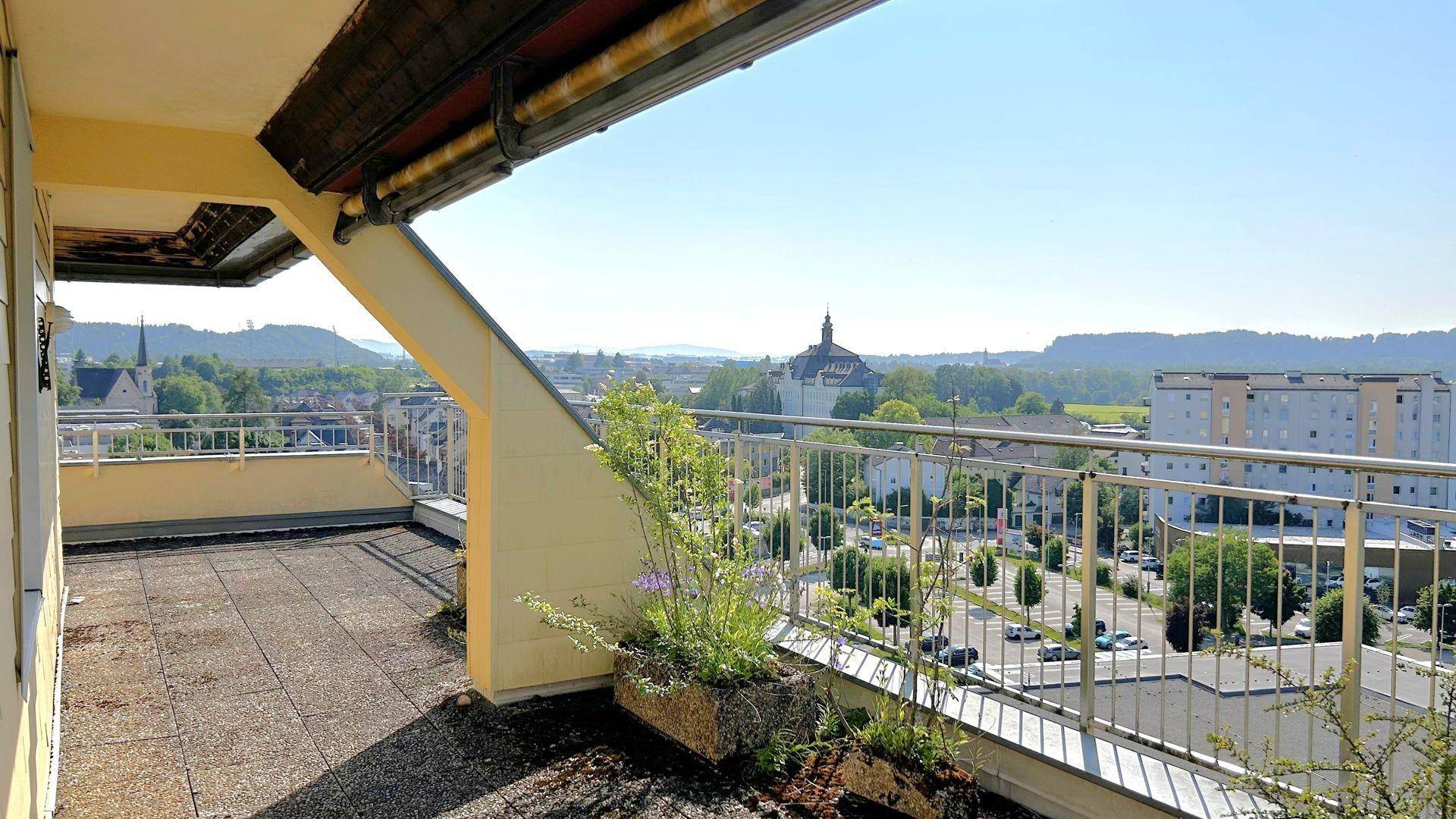 Großzügige Terrasse