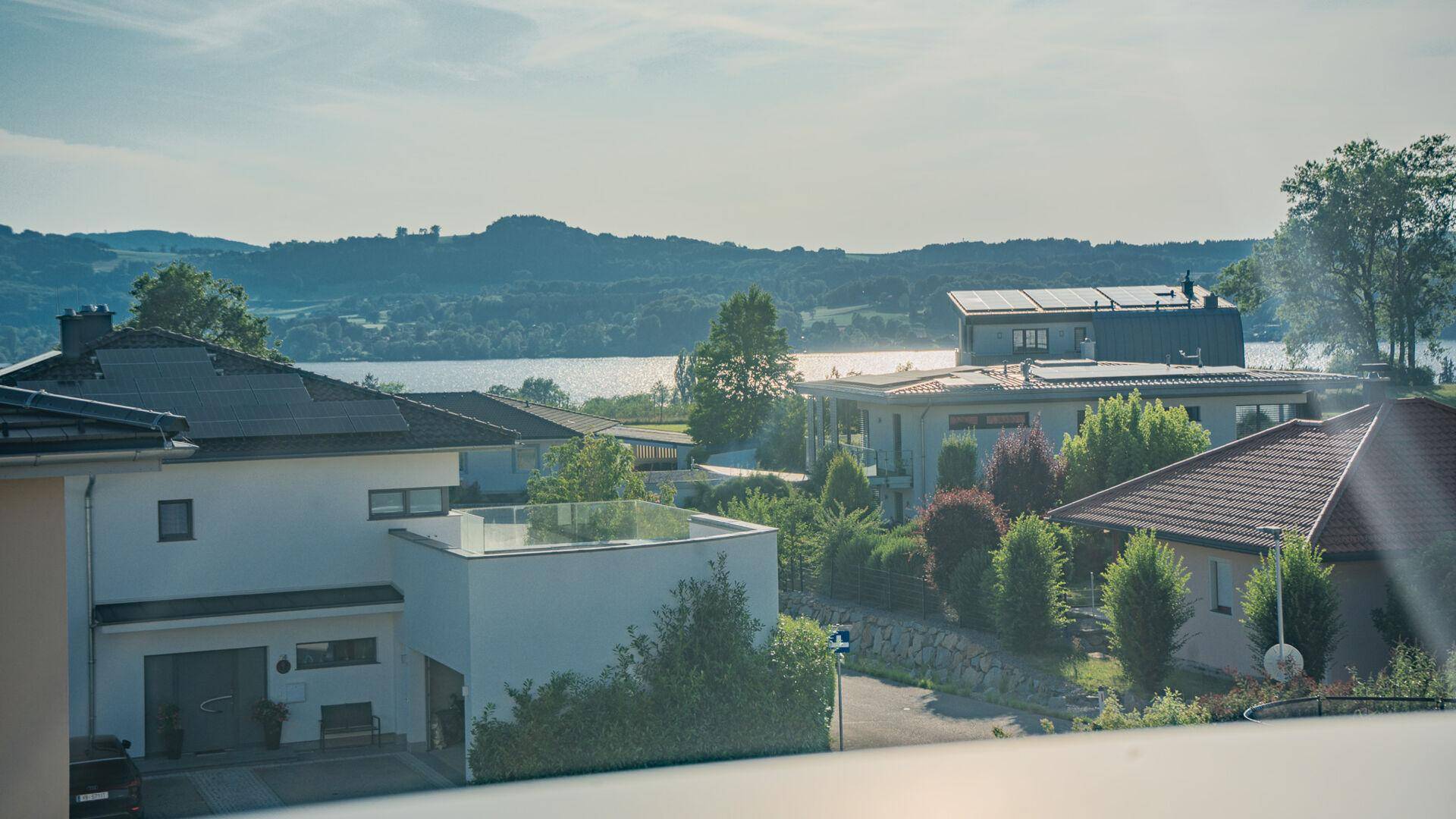 Mit dem Aufzug direkt in das Penthouse - Aussicht zum Attersee - Ansicht 6