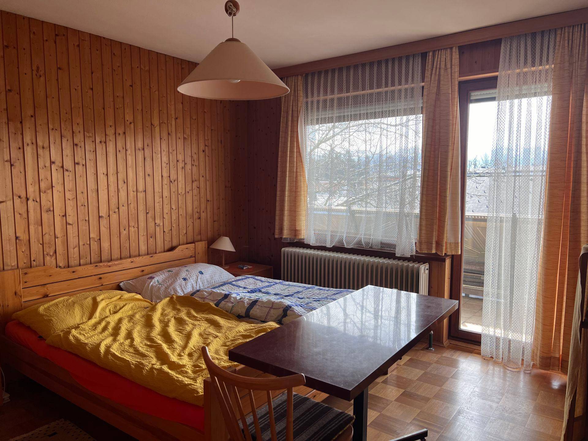 Schlafzimmer 2 OG