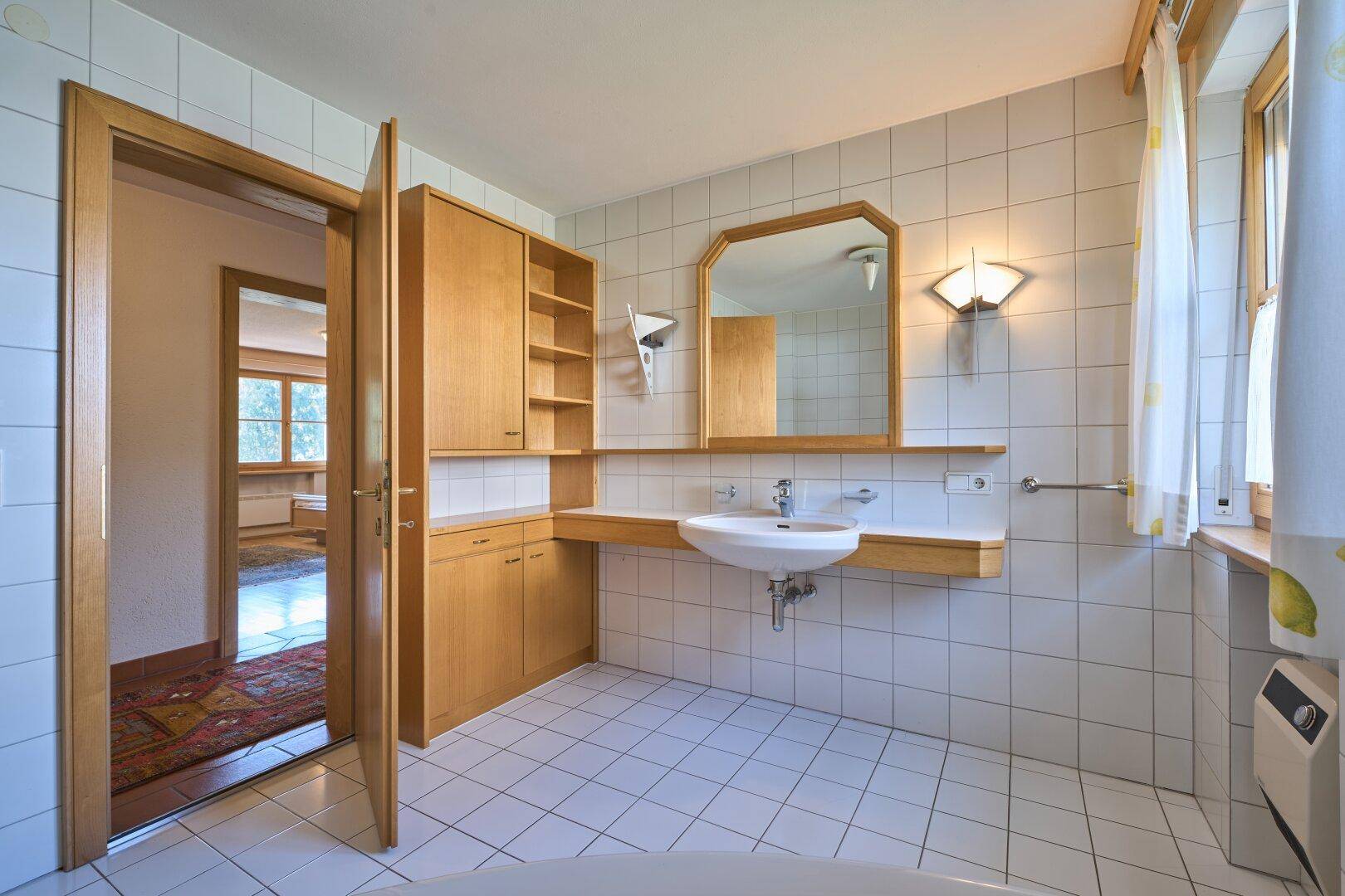 Großes Badezimmer - Fotos: © Andreas Sillaber