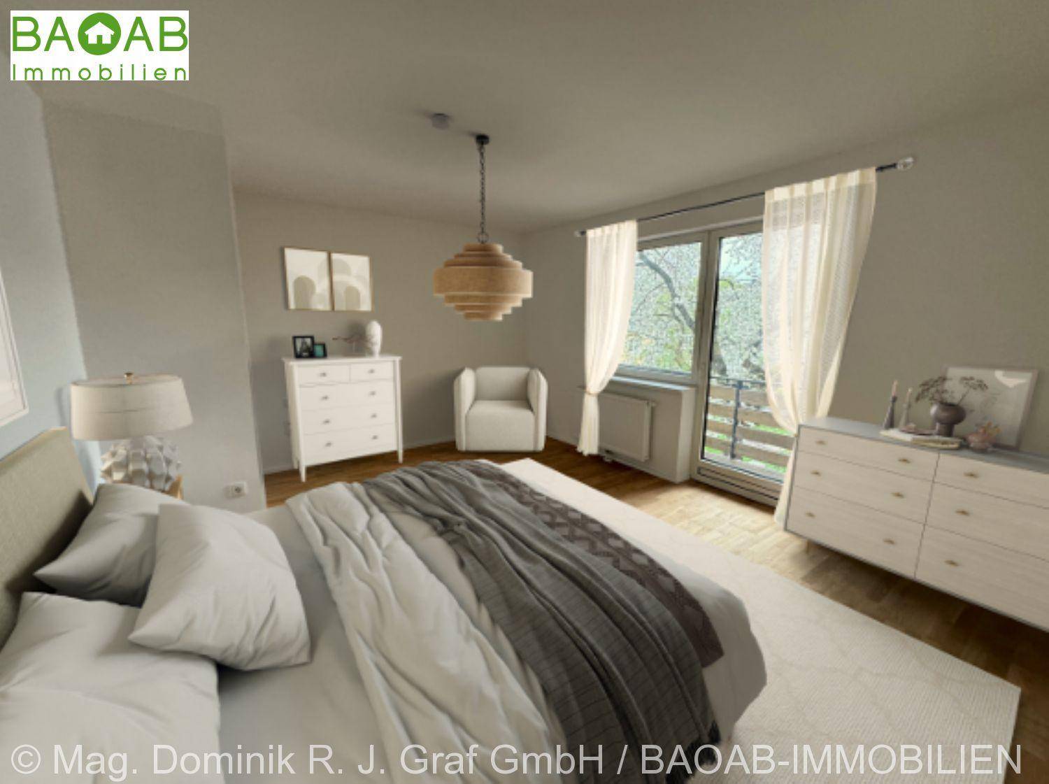 Gemütliches Schlafzimmer mit hellem Interieur, großem Fenster und Zugang zum Balkon.