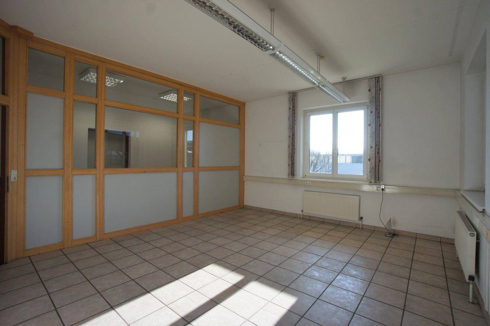 Büro mit 90 m² in Wartberg ob der Aist II unmittelbare Nähe zur Anschlussstelle Unterweitersdorf (A7 und S10) - Ansicht 3