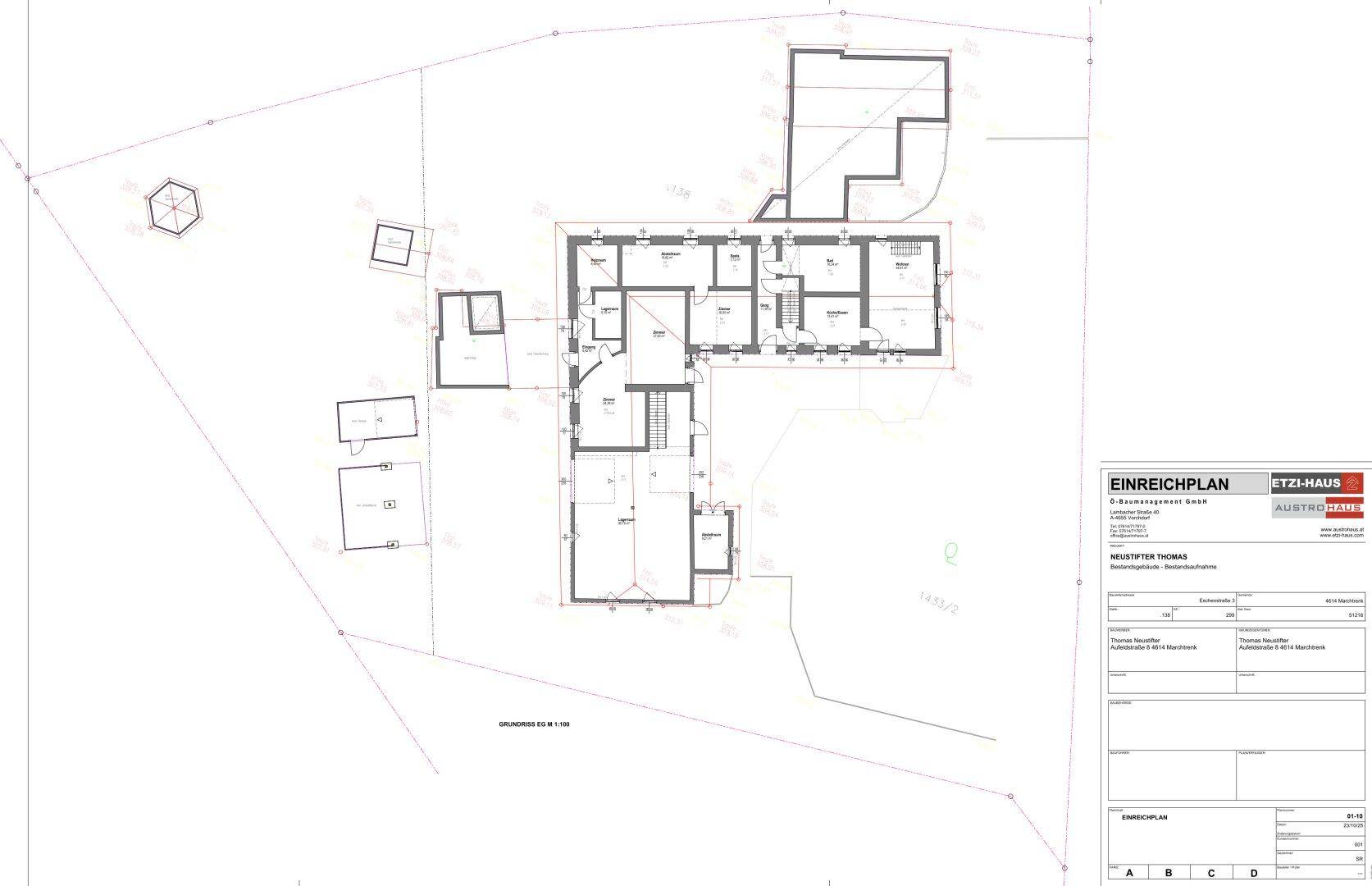 Detaillierter Grundriss des Erdgeschosses mit Raumaufteilung und Außenbereich.