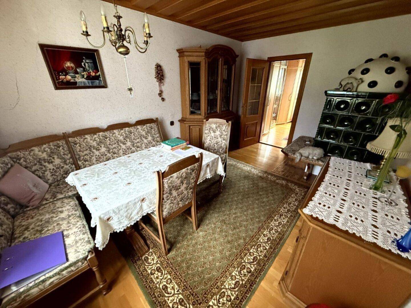 Esszimmer_1.Stock