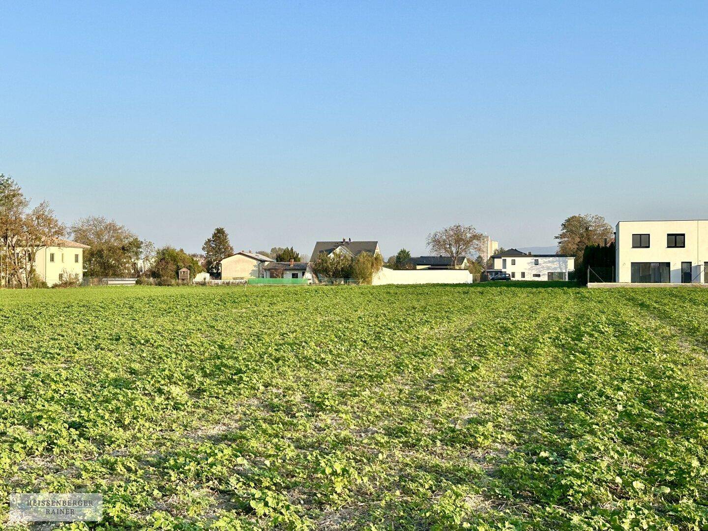 PERFEKT AUFGETEILT, SONNIG, PRIVAT /// Baugrundstück mit perfekter Infrastruktur nahe Schlosspark - Ansicht 2