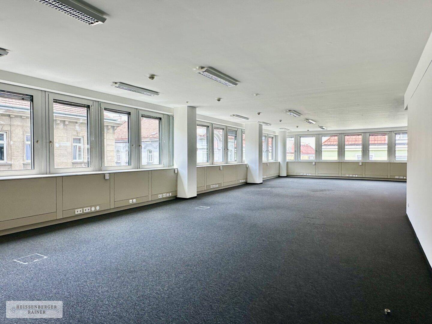 MODERNES BÜRO /// HELL UND FLEXIBEL /// WIEDNER HAUPTSTRASSE - Widok 4