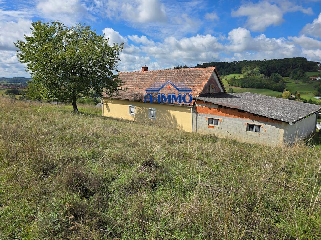 Renovierungsbedürftiges Bauernhaus mit circa 11000m² Grund. ERHÖHTE SONNIGE AUSSICHTSLAGE! ALLEINLAGE! - Widok 6