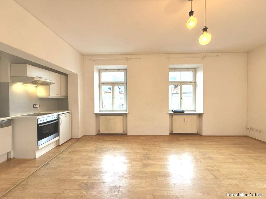 Küche - Wohnzimmer Außenfenster
