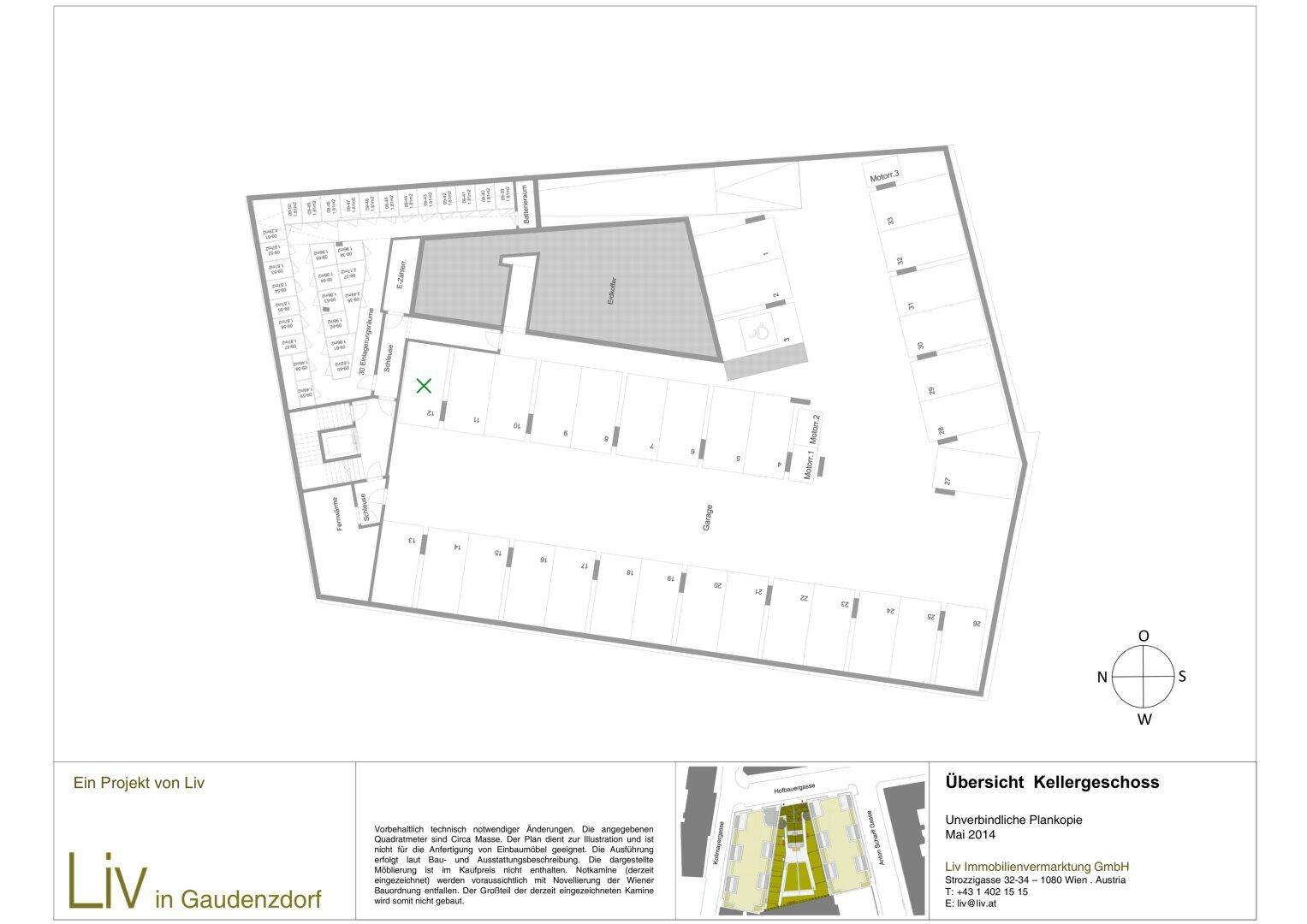 Detaillierter Grundriss des Kellergeschosses mit Stellplätzen und zusätzlichen Informationen.