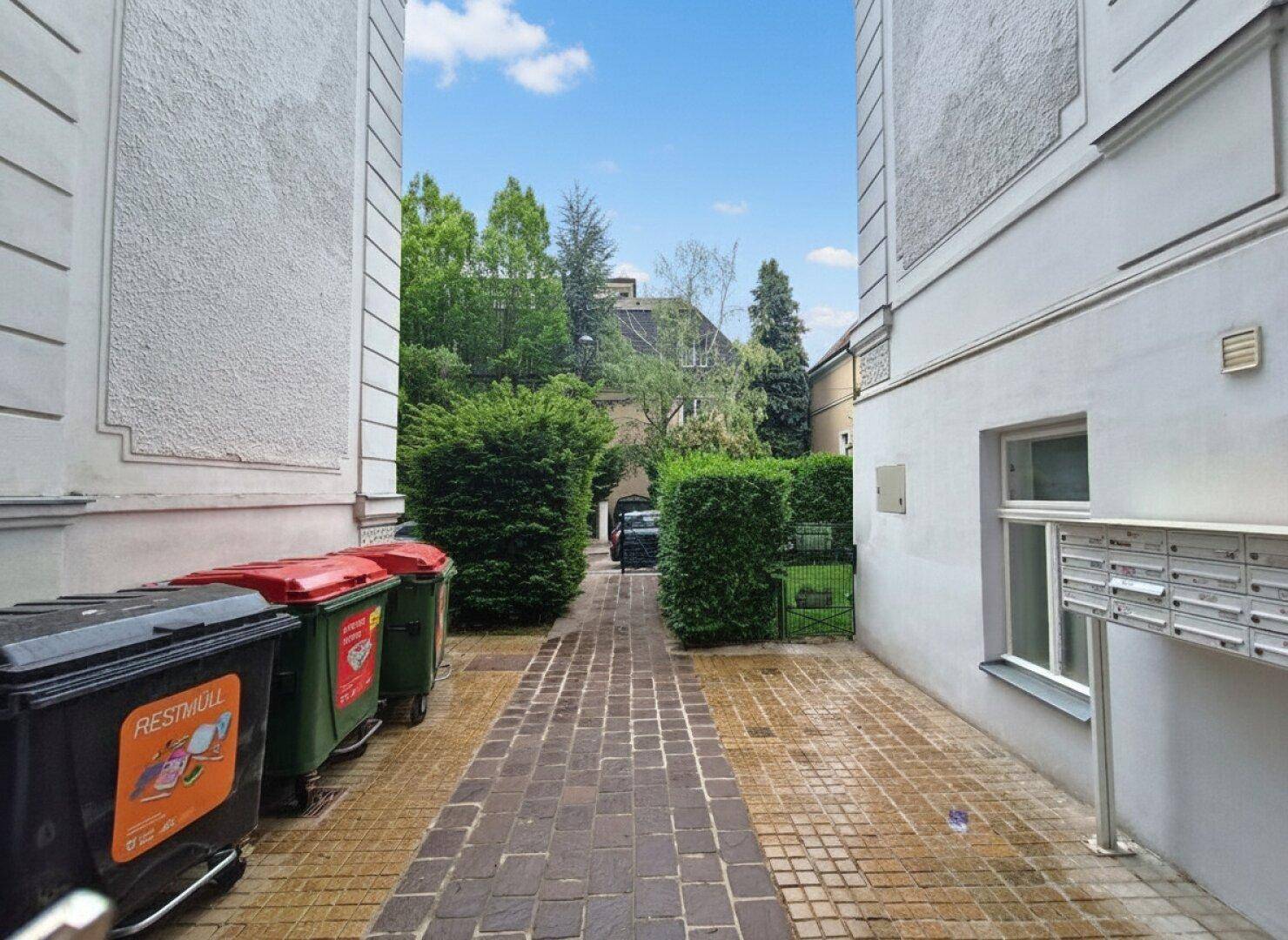 Geschäftslokal oder Atelier im charmanten Jahrhundertwendehaus - Nähe Scheibenbergstraße (Linie 41) - Ansicht 2
