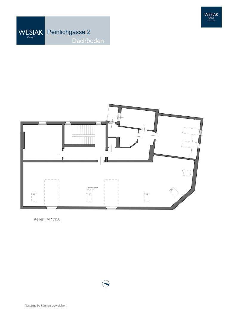 Grundriss des Dachbodens mit potenziellen Ausbauflächen und Treppenaufgang.