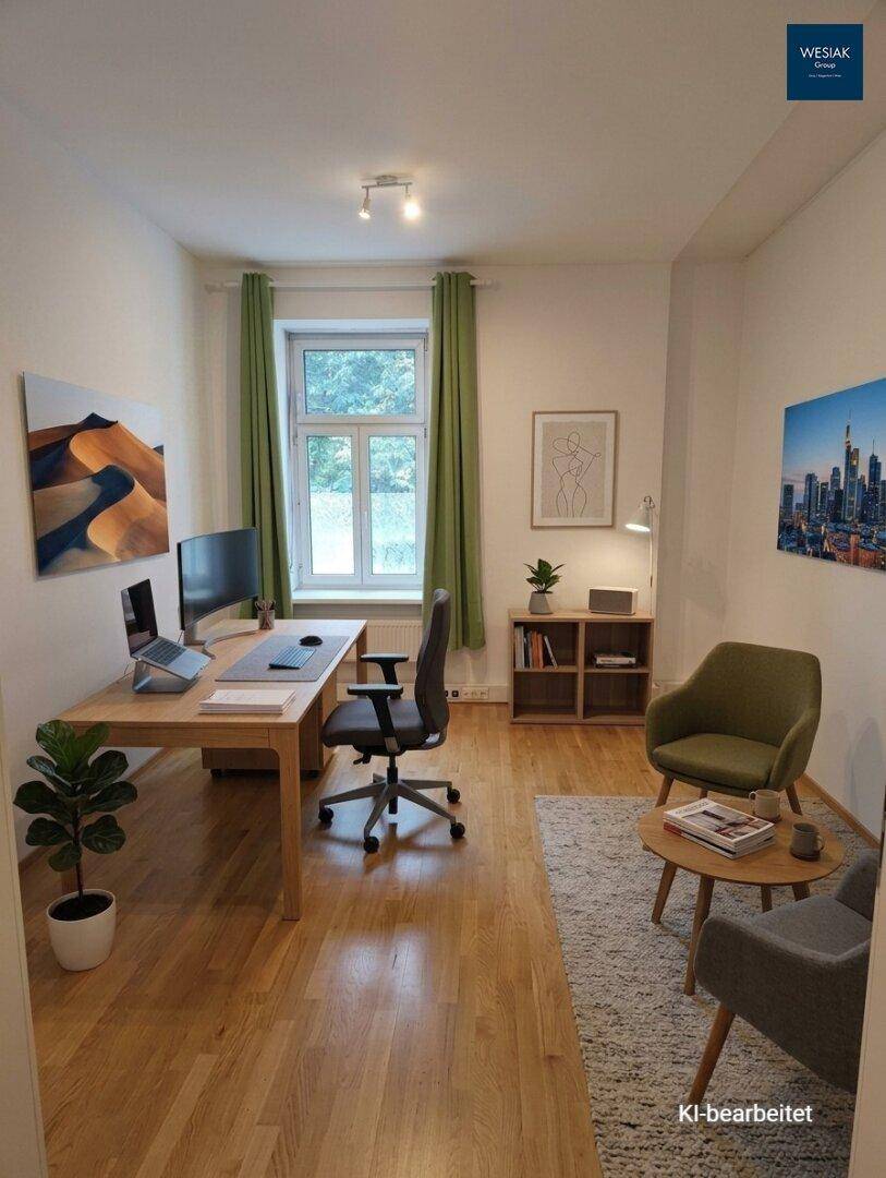 Modernes Arbeitszimmer mit Holzboden, Schreibtisch und bequemen Sitzgelegenheiten.