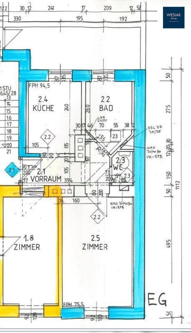 Grundriss einer Wohnung im Erdgeschoss mit Küche, Bad, separatem WC und zwei Zimmern.