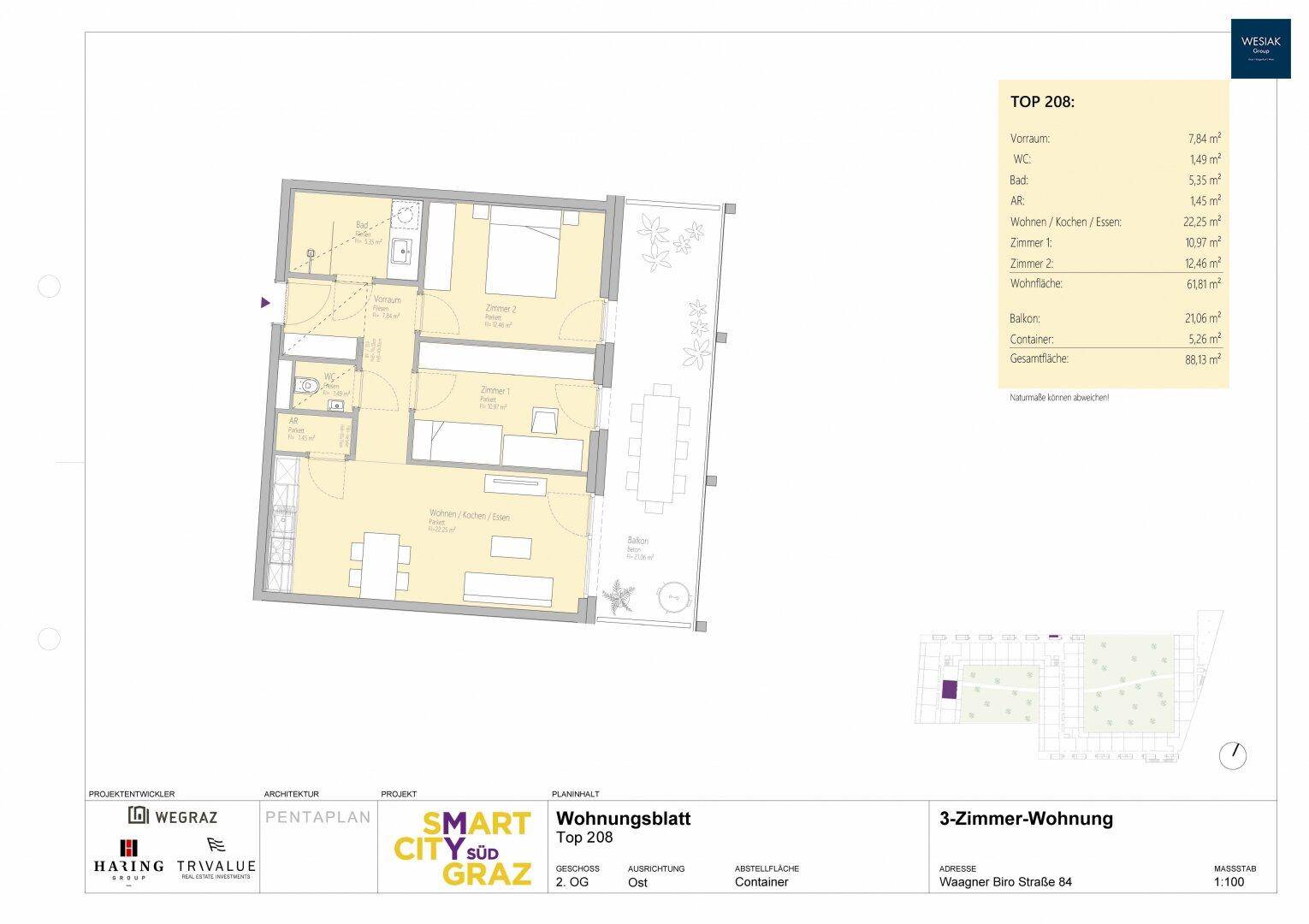 Detaillierter Grundriss der 3-Zimmer-Wohnung TOP 208 mit Balkon und offener Küche.