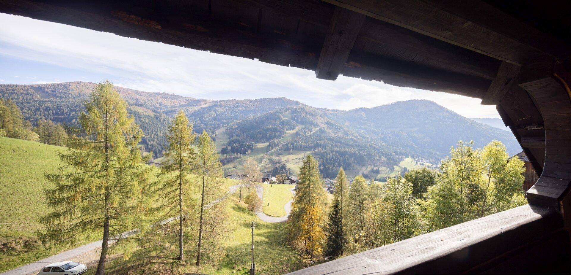 Blick vom obersten Balkon auf die Kaiserburg