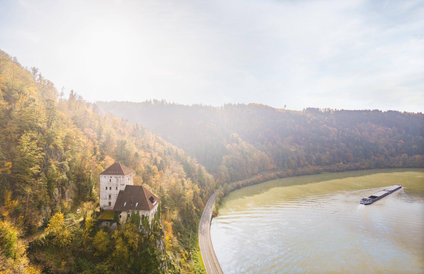 Burg Krämpelstein oberhalb der Donau