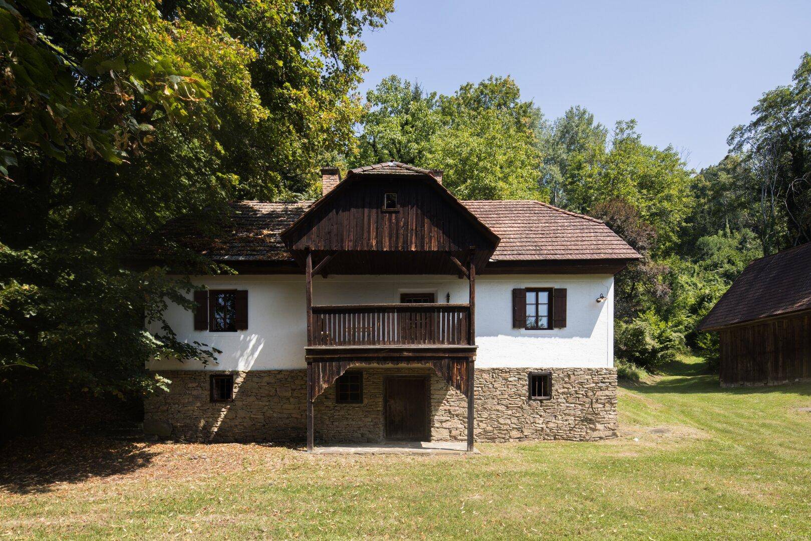 Bauernhaus mit aussichtsreichem Balkon