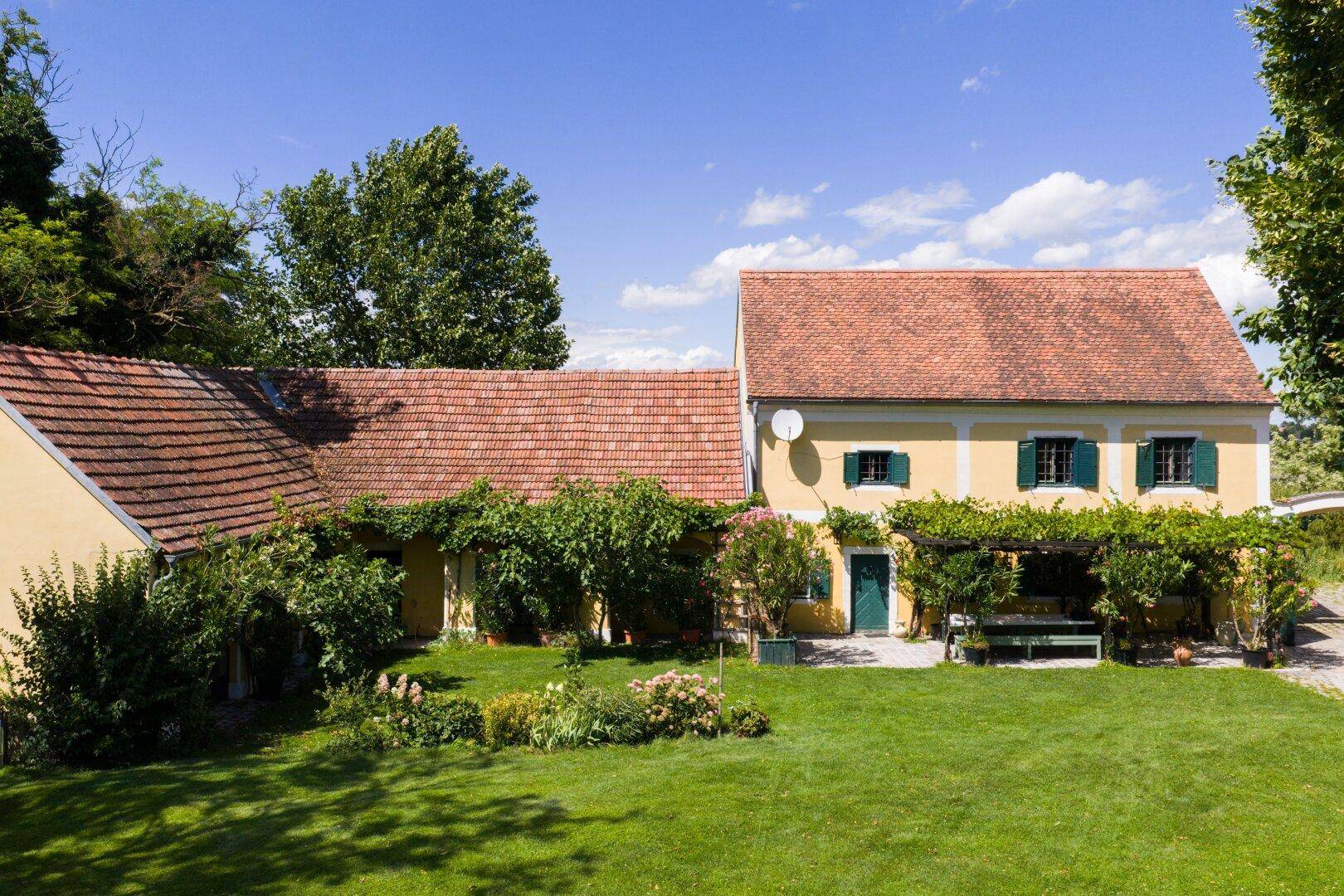 Nebenhaus mit Freisitz