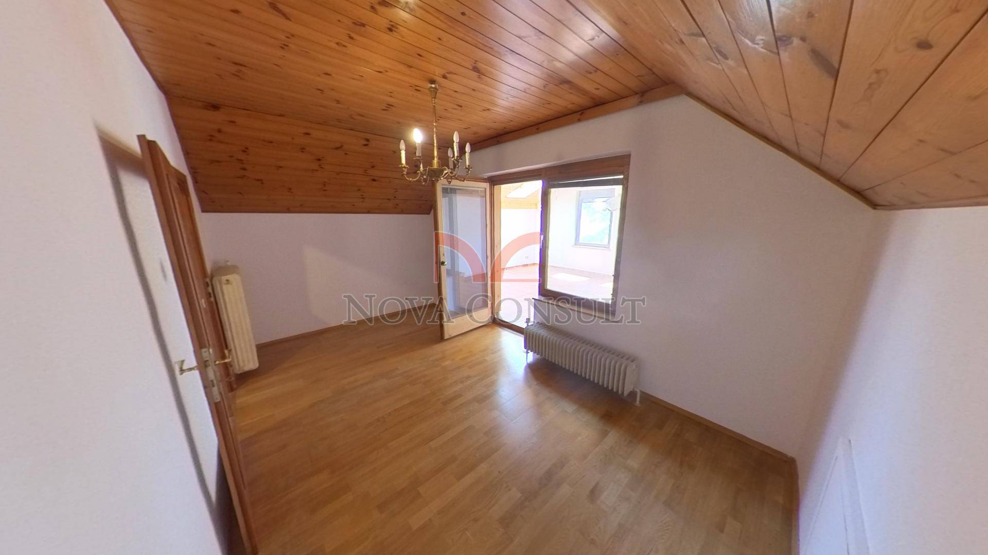 Durchgangszimmer OG