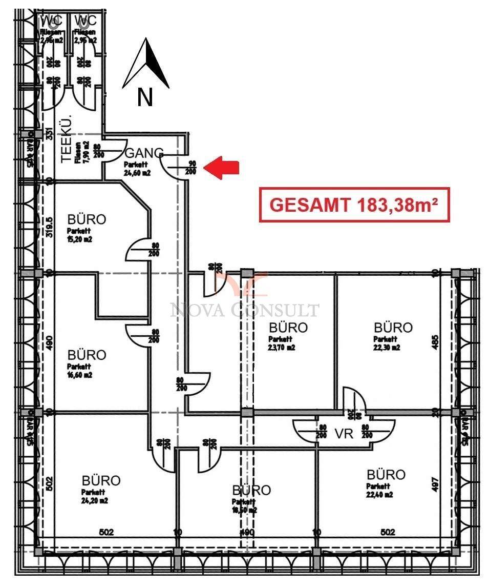 Detaillierter Grundriss mit mehreren Büroräumen, einem Flur, Toiletten und einer Teeküche auf 183,38m².