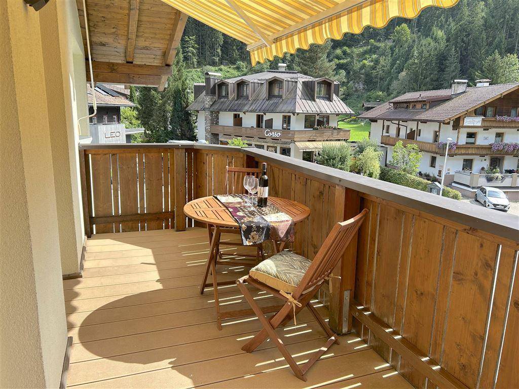Balcony 3Compressed-1