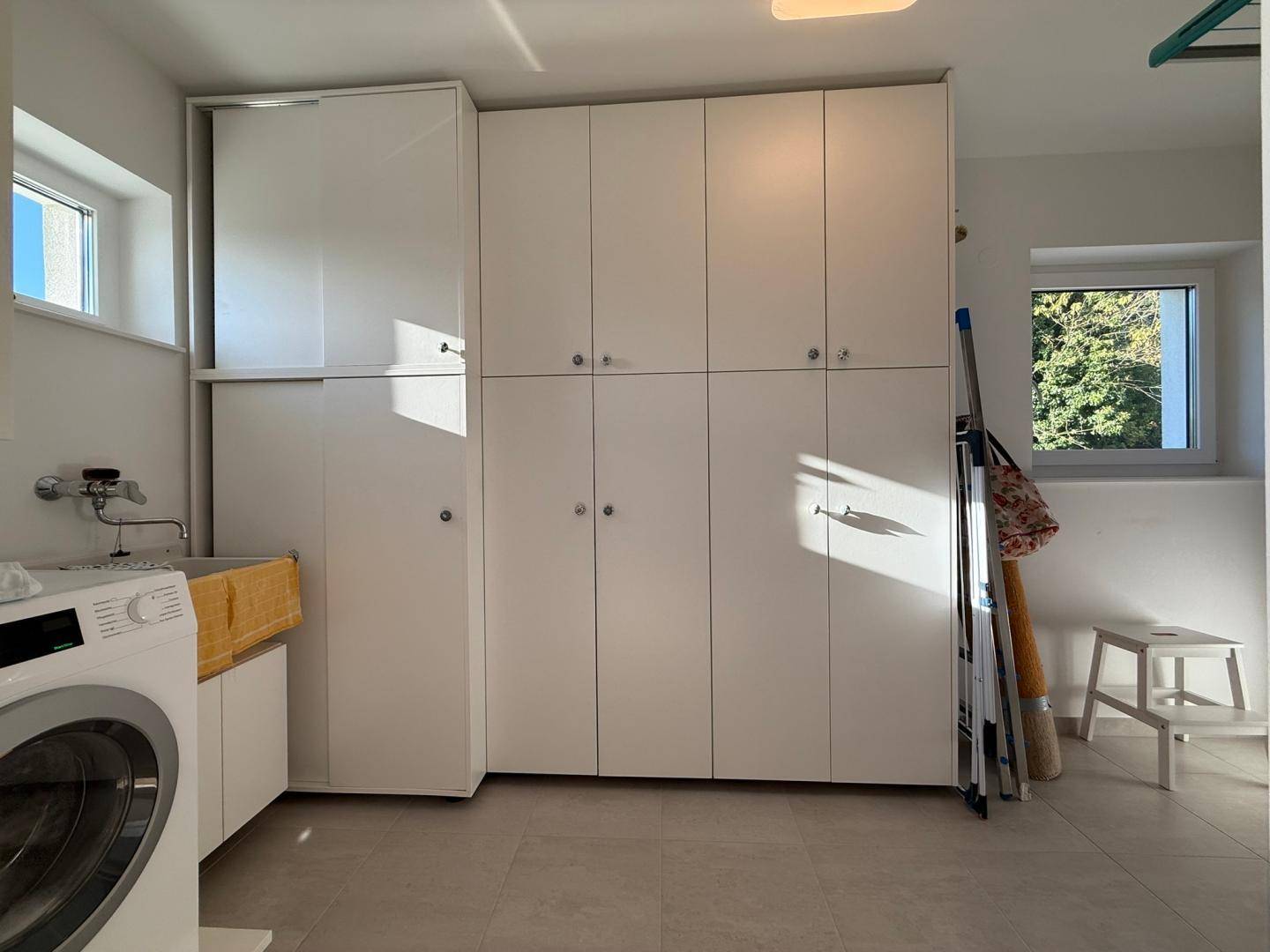Exklusive Dachterrassenwohnung mit Alpenblick (provisionsfrei für die Käufer) - Ansicht 6