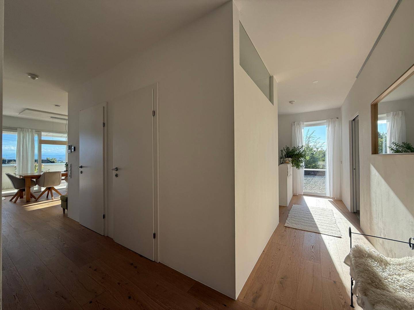 Exklusive Dachterrassenwohnung mit Alpenblick (provisionsfrei für die Käufer) - Ansicht 5