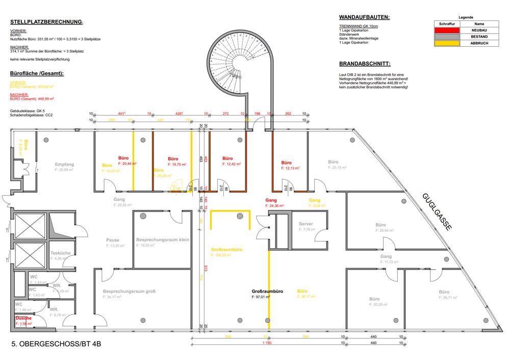 Grundriss des fünften Obergeschosses mit Büros, Großraumbüro, Teeküche und farbiger Kennzeichnung von Bauabschnitten.