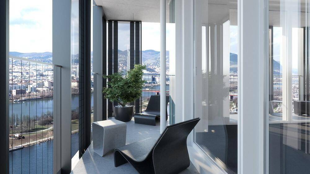 Stilvoller Balkon mit modernen Sitzgelegenheiten und beeindruckendem Panoramablick über die Stadt und das Wasser.