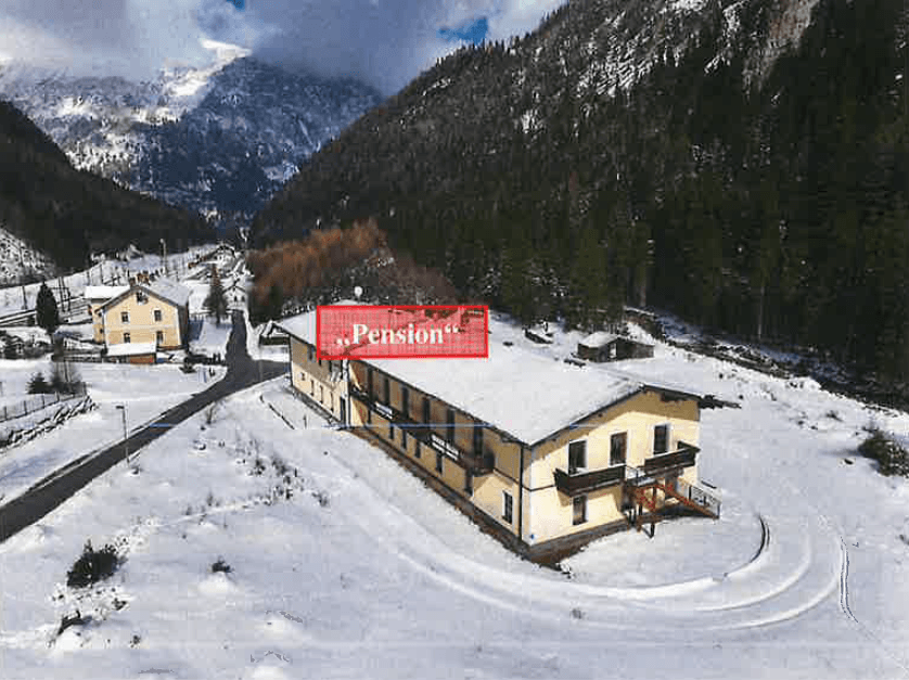 Luftaufnahme von Südwesten ehemalige Penson .png