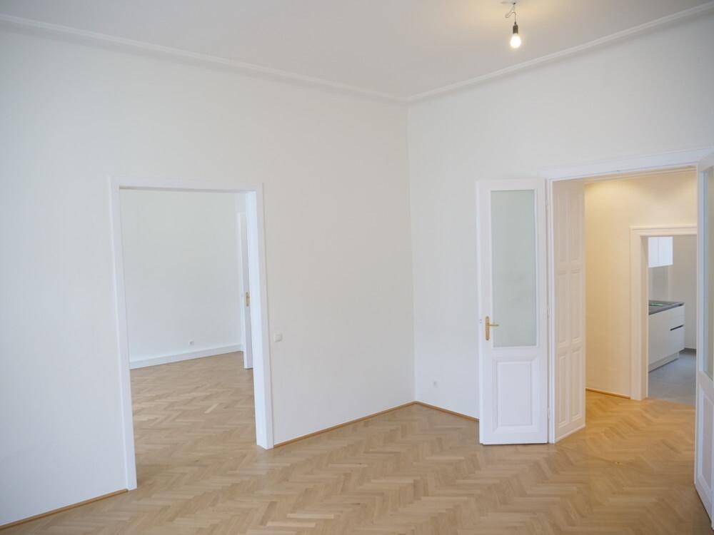 Altbaubüro im 4. Bezirk – další