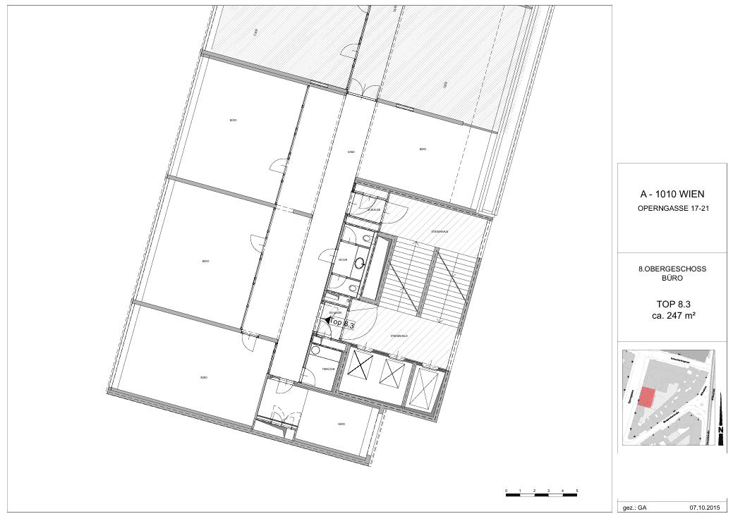 Grundriss des 8. Obergeschosses mit mehreren Büroräumen, Sanitäranlagen und einem Treppenhaus für Top 8.3.