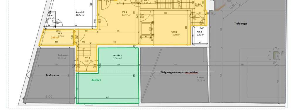 Detaillierter Grundriss mit verschiedenen Archivbereichen und einer Tiefgarage.