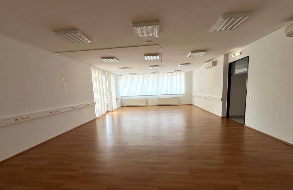 Büro 18